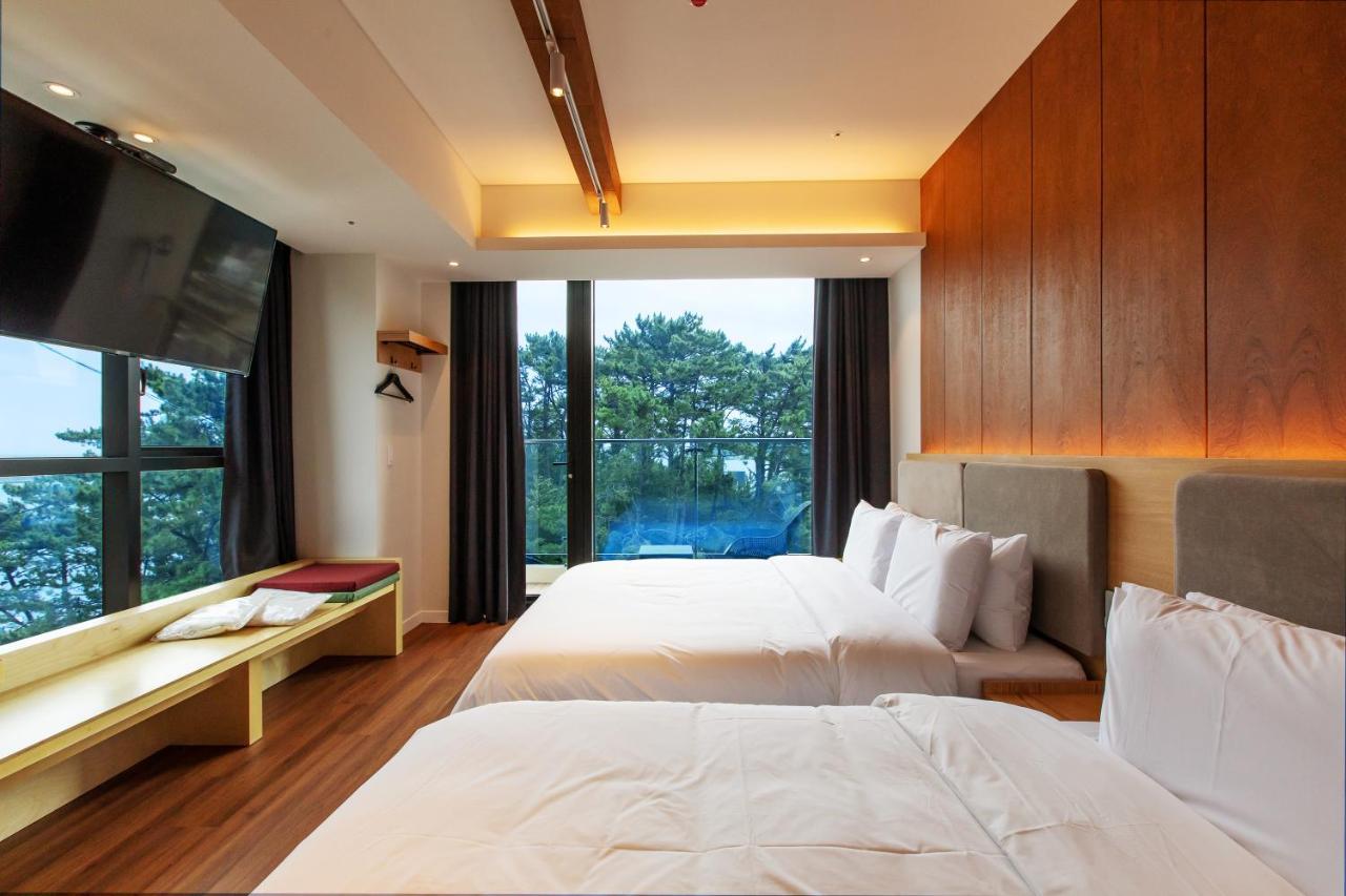 The Club Hotel Gijang Yeonhwari Busan Exterior foto